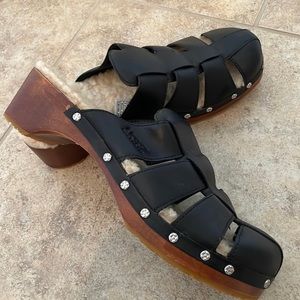 Ugg Genuine Shearling Sheepskin and black Leather Mule Clog Wood Heel Shoes 9